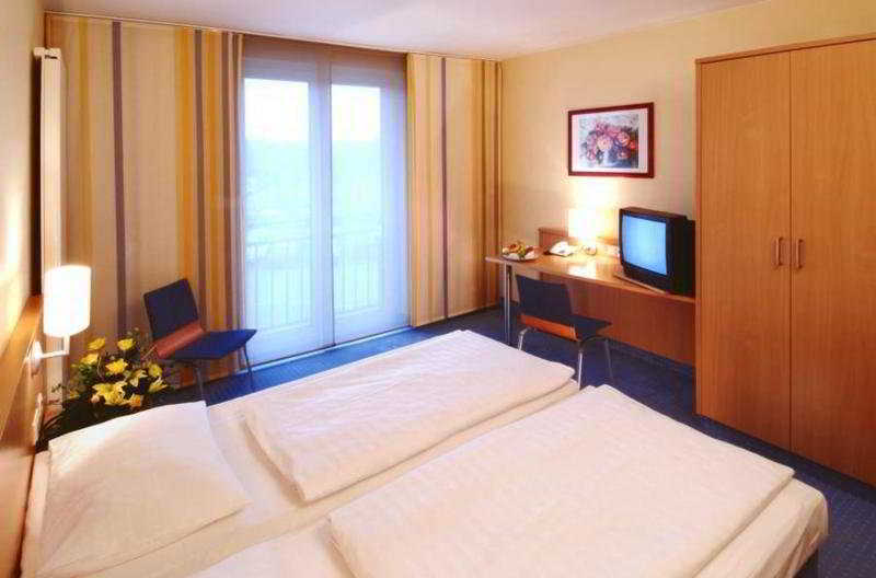 Elaya Hotel Wolfenbuettel Ehemals Rilano 24 7 Hotel Wolfenbüttel Exterior foto